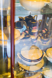 Servies bij Brasserie Zus van VVV Biesboschlinie