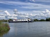 Wiljo Rondvaart op Afgedamde Maas van VVV Biesboschlinie