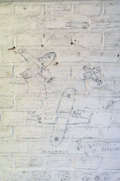Tekening in Fort Altena van VVV Biesboschlinie
