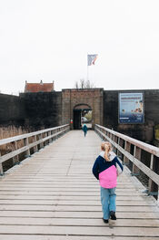Kinderen bij Slot Loevestein van VVV Biesboschlinie