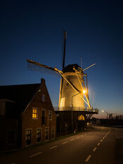 Molen De Hoop 'by night' van VVV Biesboschlinie