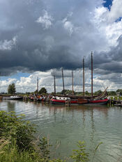 Historische haven Woudrichem van VVV Biesboschlinie